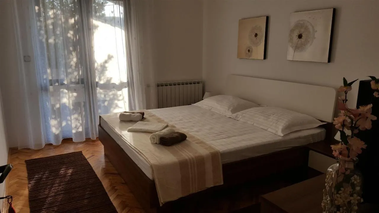 Apartments Ivo Pag Town